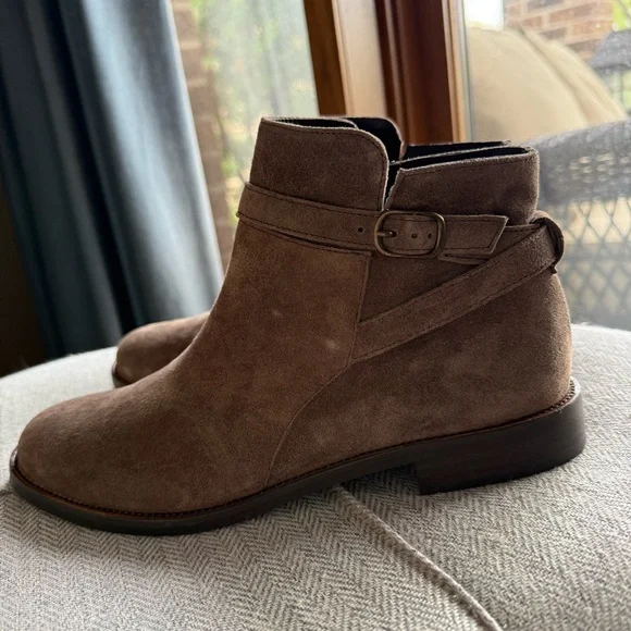Paul Green Suede Ankle Boots